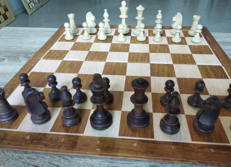 Клубна шахівниця 48 см